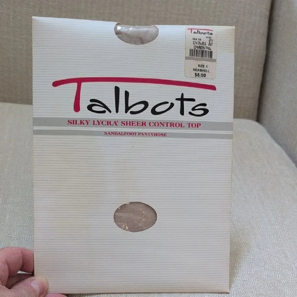 Talbots Silky Sheer Control Top Sandalfoot Pantyhose in Seashell Size C Vintage